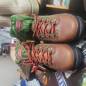 Mens Timberland  euro hiker Beef and broccoli  men's size 10.5 (new)